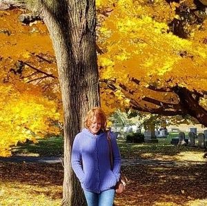 Meet your Posher, Karin